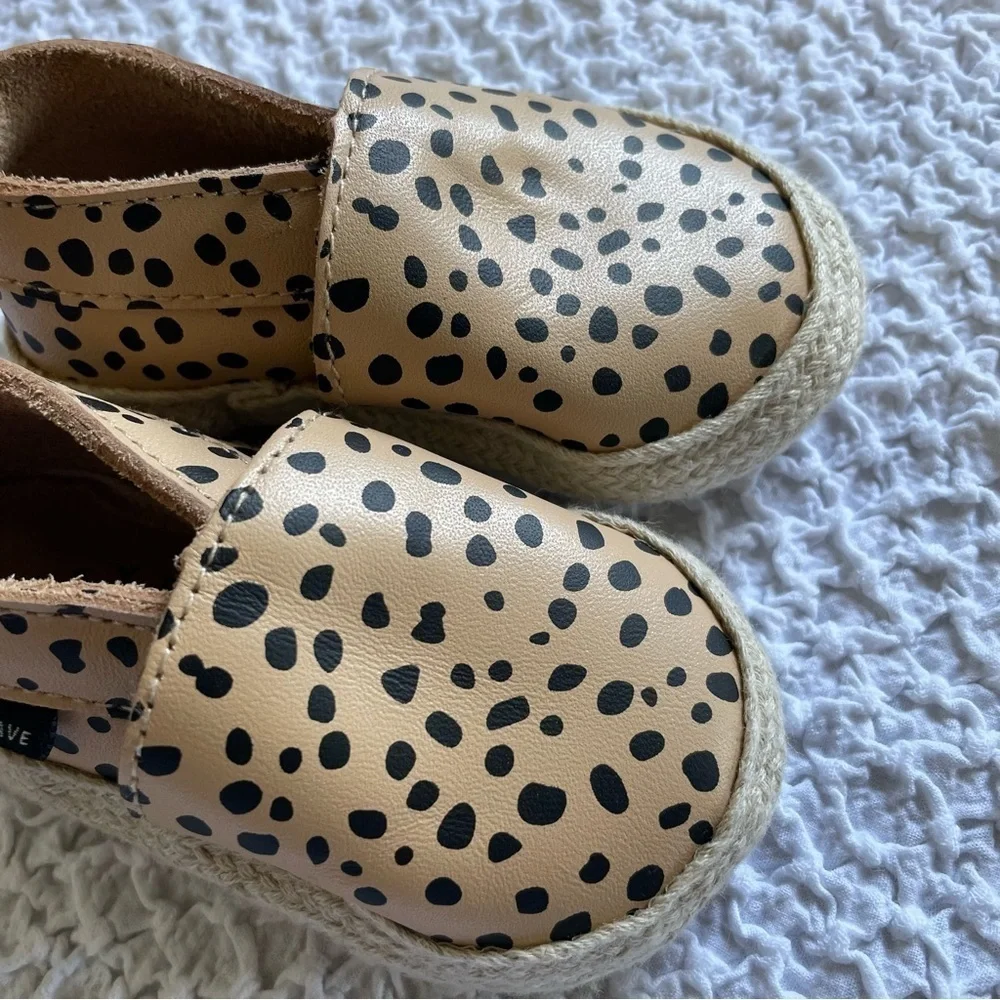 Pretty Brave Espadrilles Safari Spot Baby Shoe Size Small NWOT